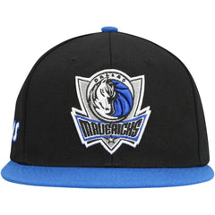 Dallas Mavericks Side Core 2.0 Snapback Hat Black/Royal