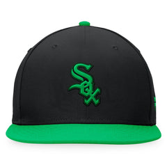 Chicago White Sox Fanatics Lucky Snapback Hat - Black/Kelly Green Hats