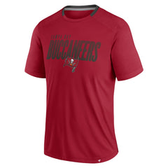 Tampa Bay Buccaneers Defender Fade Slant T-Shirt Red