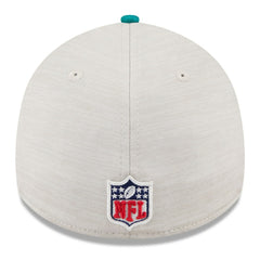 Miami Dolphins New Era 2024 Sideline Historic 39THIRTY Flex Hat Stone/Aqua