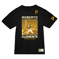 Roberto Clemente Pittsburgh Pirates Mitchell & Ness Cooperstown Collection Heavyweight Premium Player Vintage Logo T-Shirt - Black T-shirts