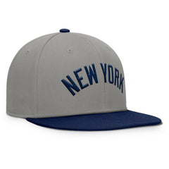 New York Yankees Fanatics Clubhouse Dugout Fitted Hat - Gray/Navy Hats