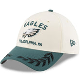 Philadelphia Eagles New Era 2025 NFL Draft 39THIRTY Flex Hat Cream/Midnight Green