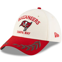 Tampa Bay Buccaneers New Era 2025 NFL Draft 39THIRTY Flex Hat Cream/Red