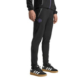 Manchester United 2025/26 Tiro Vis Tech AEROREADY Travel Pants Black