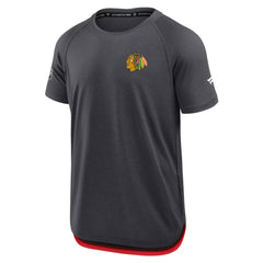 NHL Chicago Blackhawks Fanatics Authentic Pro Rink Raglan Performance T-Shirt - Charcoal
