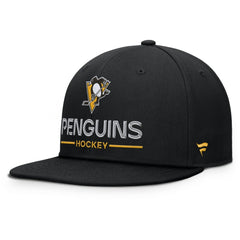 NHL Pittsburgh Penguins Fanatics Authentic Pro Rink Lockup Snapback Hat - Black