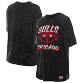 Chicago Bulls Women's Throwback Mineral Wash Oversized T-Shirt Black