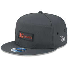 Cincinnati Bengals New Era 2025 Sideline Cold Weather Split Panel 9FIFTY Snapback Hat Charcoal