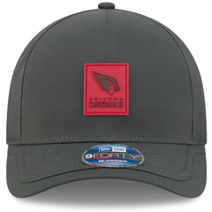 Arizona Cardinals New Era 2025 Sideline Cold Weather 9FORTY M-Crown Adjustable Hat Charcoal