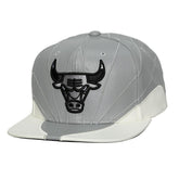 Chicago Bulls Day 12 Two-Tone Faux Leather Snapback Hat Gray/White