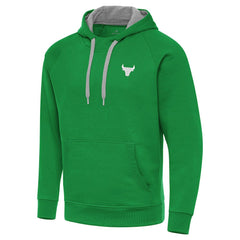 Chicago Bulls Antigua St. Patrick's Day Victory Raglan Pullover Hoodie Kelly Green