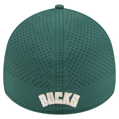 Milwaukee Bucks Featherweight Poly Rope Flex 39Thirty Hat Hunter Green