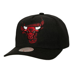 Chicago Bulls Tilted Pro Pinch Adjustable Hat Black