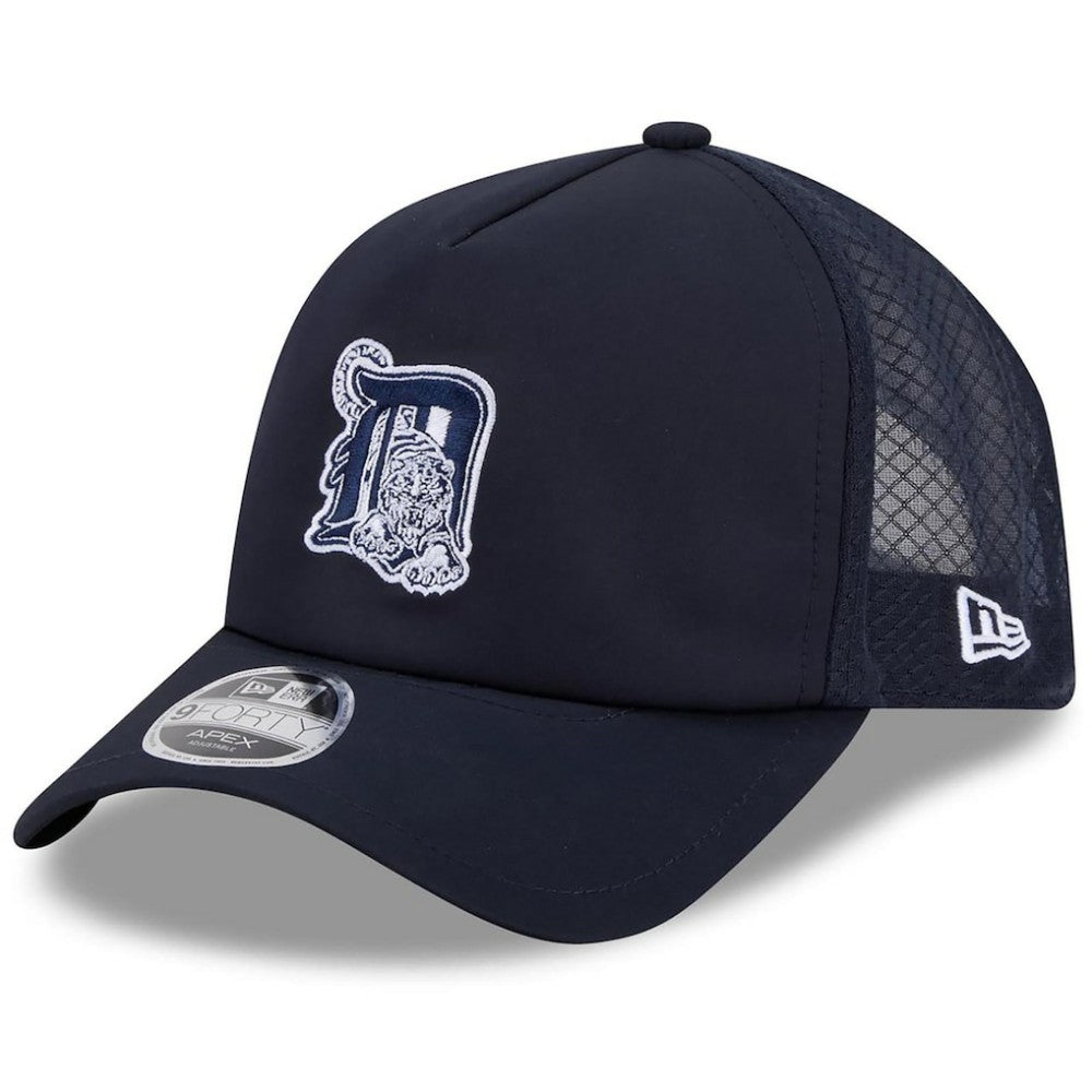 Detroit Tigers New Era 2026 Batting Practice Alternate Apex 9FORTY Adjustable Hat - Navy Hats