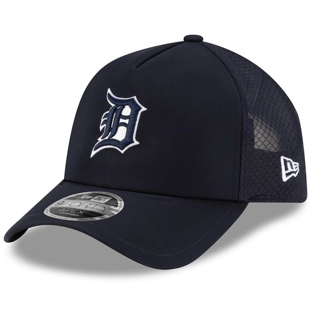 Detroit Tigers New Era 2026 Batting Practice Apex 9FORTY Adjustable Trucker Hat - Navy Hats