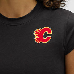NHL Calgary Flames lululemon Women's Cates T-Shirt - Black