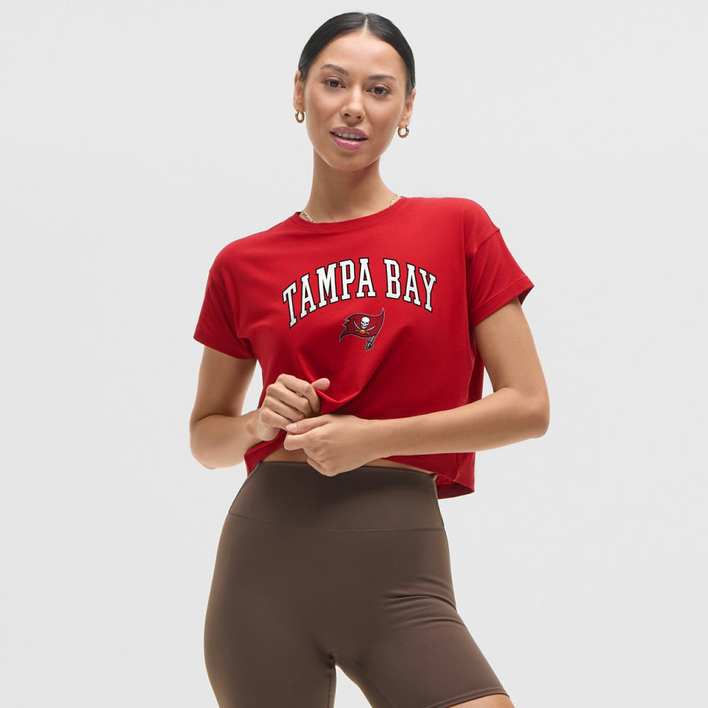 Tampa Bay Buccaneers lululemon Women's Cates T-Shirt College Crimson