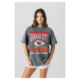 Kansas City Chiefs Gameday Couture Women's Oversized Classic Grind Washed T-Shirt Gray