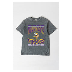Minnesota Vikings Gameday Couture Women's Oversized Classic Grind Washed T-Shirt Gray