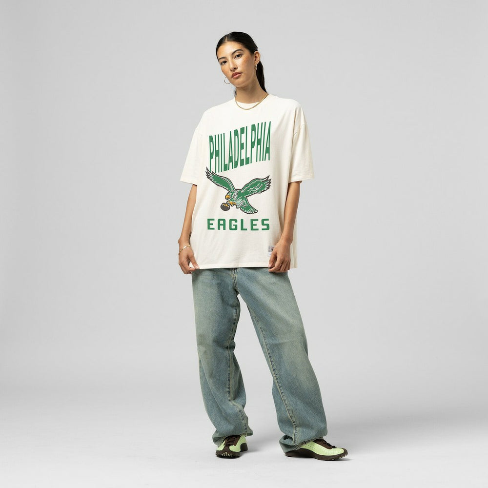 Philadelphia Eagles Women's Logo Rise Boyfriend T-Shirt Cream
