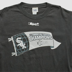 Chicago White Sox Lee Apparel 2005 T-Shirt - Black - S by Fanatics Real Vintage T-shirts