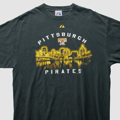 Pittsburgh Pirates Majestic 2000s T-Shirt - Black - M by Fanatics Real Vintage T-shirts