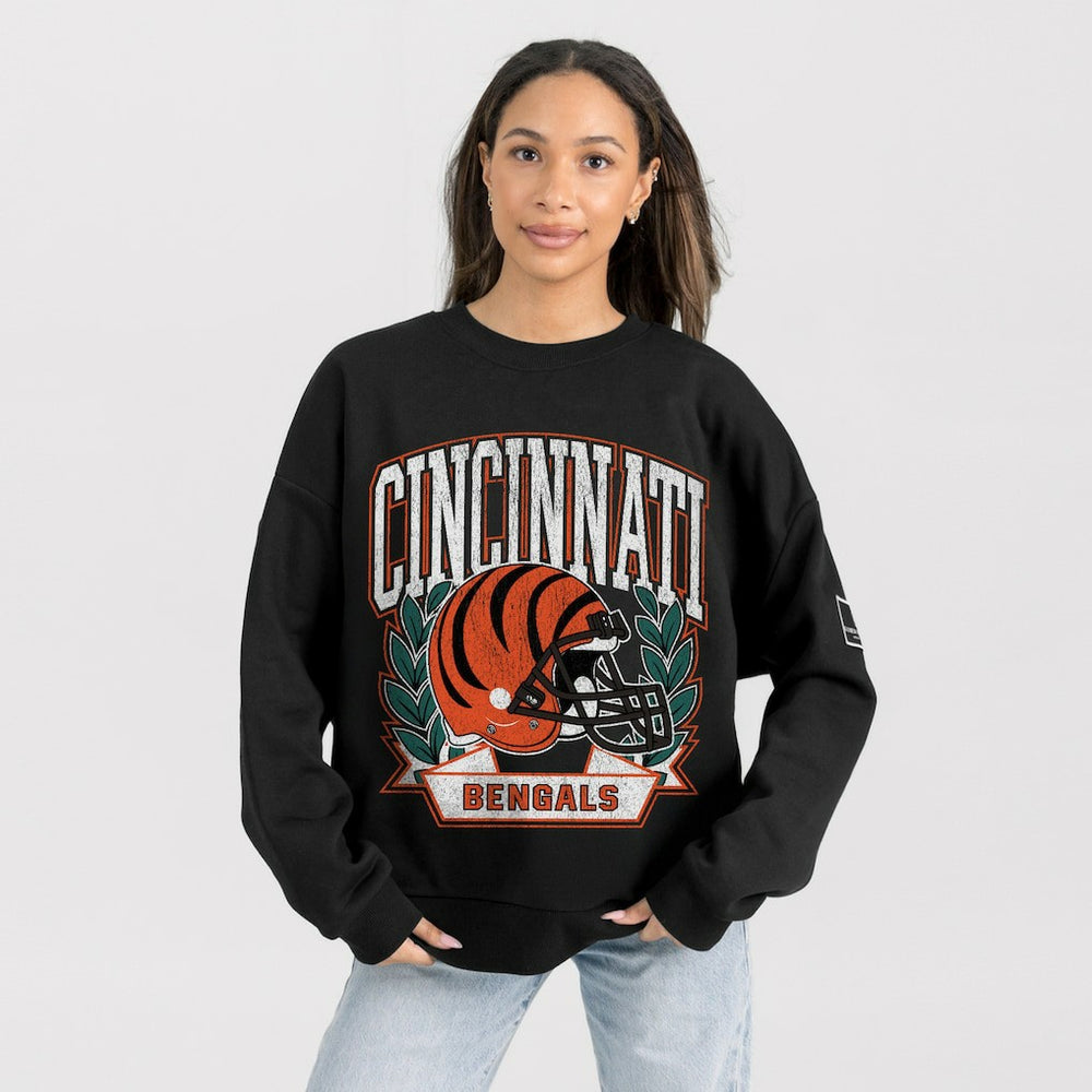 Cincinnati Bengals Gameday Couture Women's Oversized Victory Lane Black Label Premium Fleece Sweatshirt Black