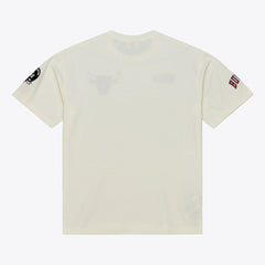 Chicago Bulls Hardwood Classics Chainstitch Premium T-Shirt Cream