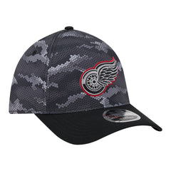 NHL Detroit Red Wings New Era Zero Dark 39THIRTY Flex Hat - Black