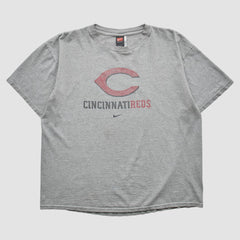 Cincinnati Reds Nike 2000s T-shirt - Heather Gray - S by Fanatics Real Vintage T-shirts