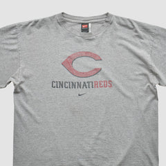 Cincinnati Reds Nike 2000s T-shirt - Heather Gray - S by Fanatics Real Vintage T-shirts