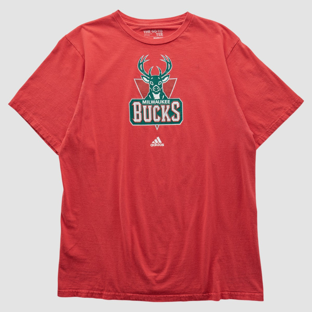 Milwaukee Bucks 2010s T-shirt Red Vintage