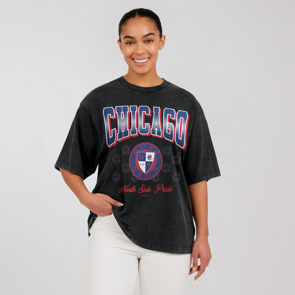 Chicago Cubs WEAR by Erin Andrews Women's Oversized Boyfriend T-Shirt - Black T-shirts