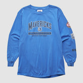 Dallas Mavericks CSA 2000s Long Sleeve T-shirt Blue Vintage