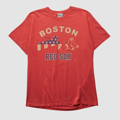 Boston Red Sox Genuine Merchandise 2000s T-shirt - Red - M by Fanatics Real Vintage T-shirts