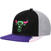 Chicago Bulls Day 5 Snapback Hat Black/Pink