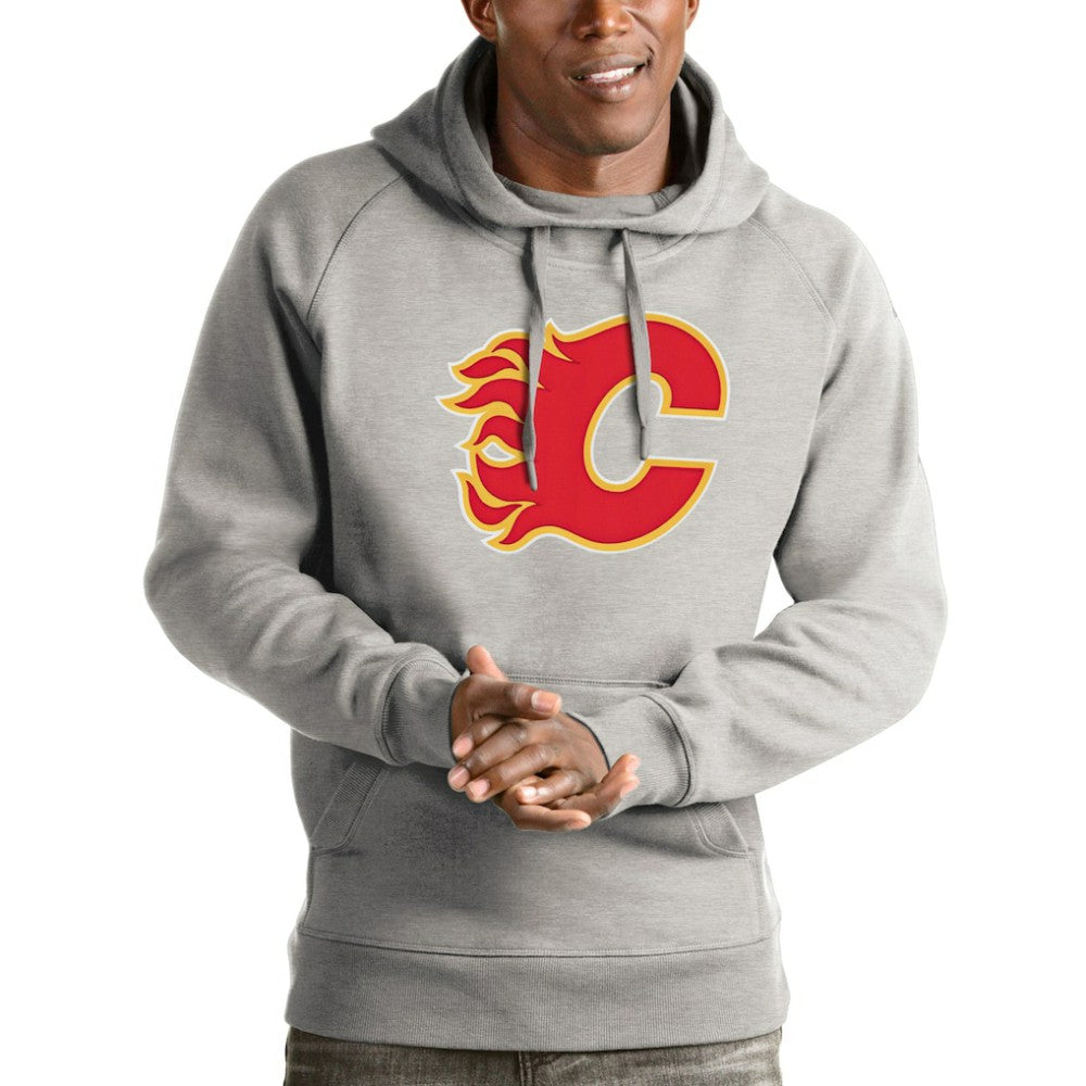 NHL Calgary Flames Antigua Logo Victory Pullover Hoodie - Heathered Gray