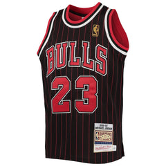 NBA Michael Jordan Chicago Bulls Youth 1996-97 Hardwood Classics Authentic Jersey sale - Black/Red