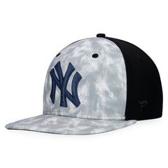 New York Yankees Majestic Smoke Dye Snapback Hat - Gray Hats