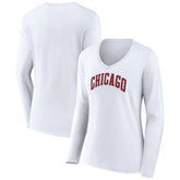 Chicago Bulls Women's Alternate Logo V-Neck Long Sleeve T-Shirt White