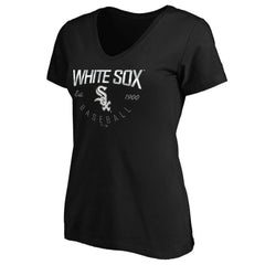 Chicago White Sox Women's Core Live For It V-Neck T-Shirt - Black T-shirts