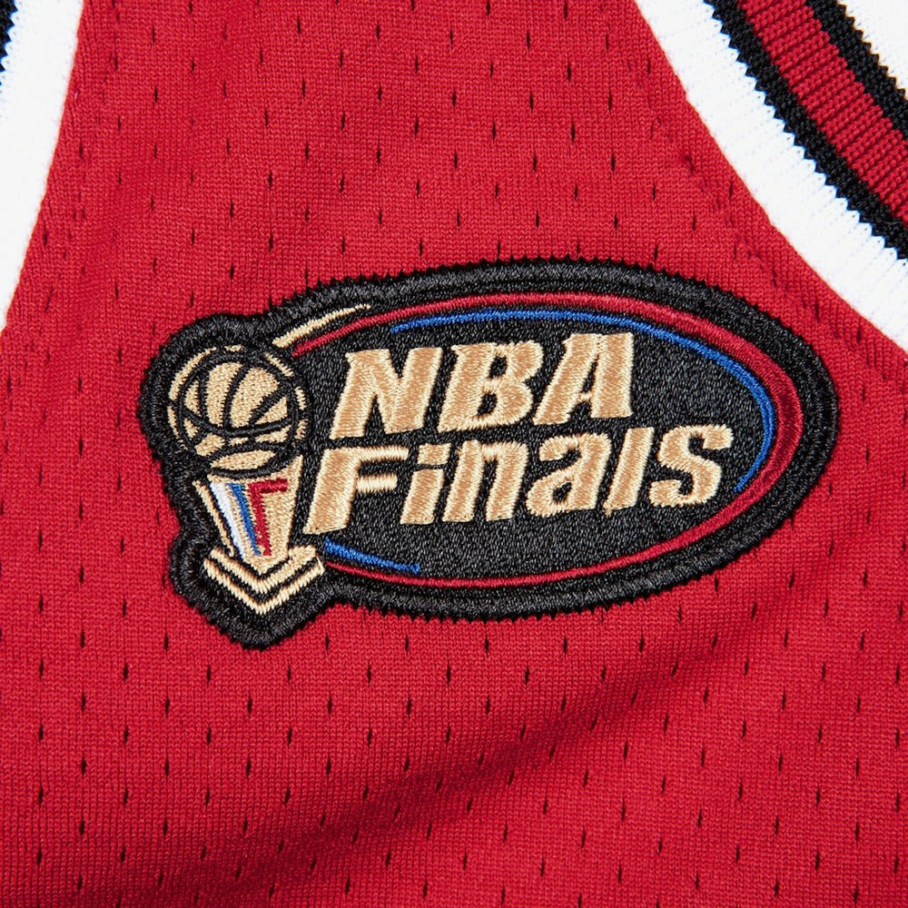 Chicago Bulls Authentic Jersey Road Finals Michael Jordan 1997-98