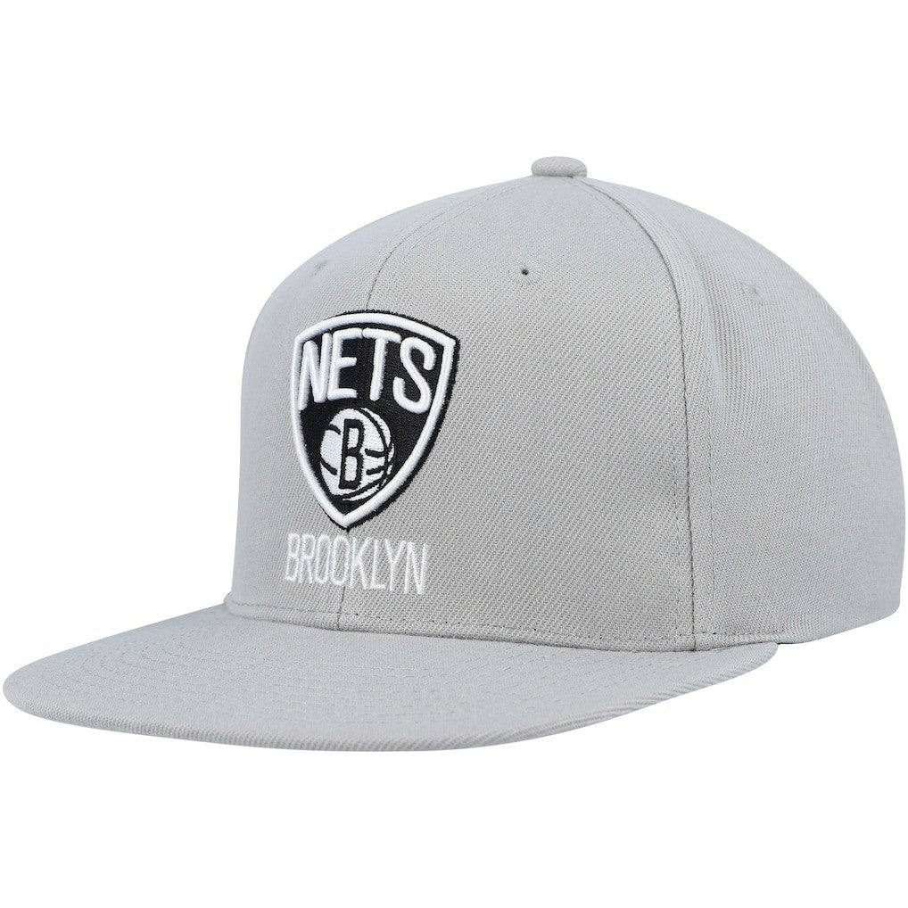 Brooklyn Nets Side Core 2.0 Snapback Hat Gray