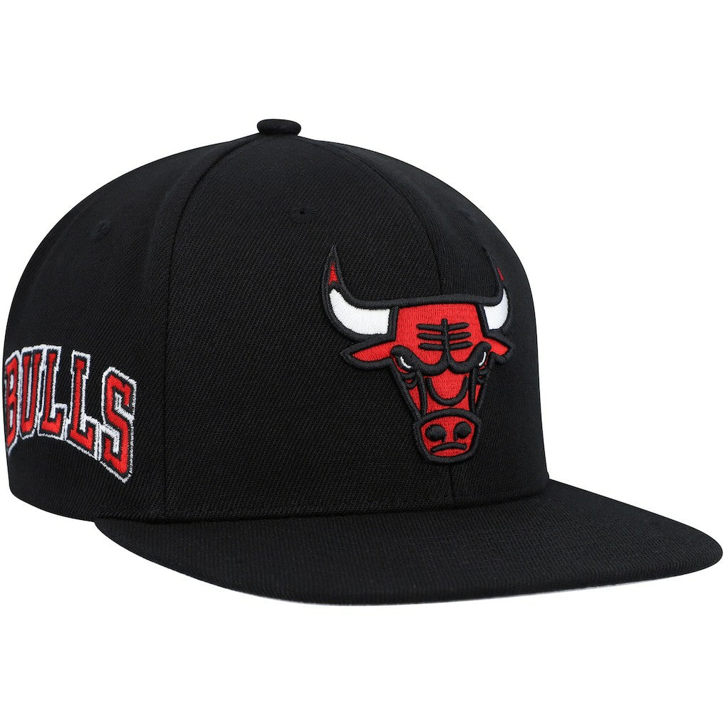 Chicago Bulls Side Core 2.0 Snapback Hat Black