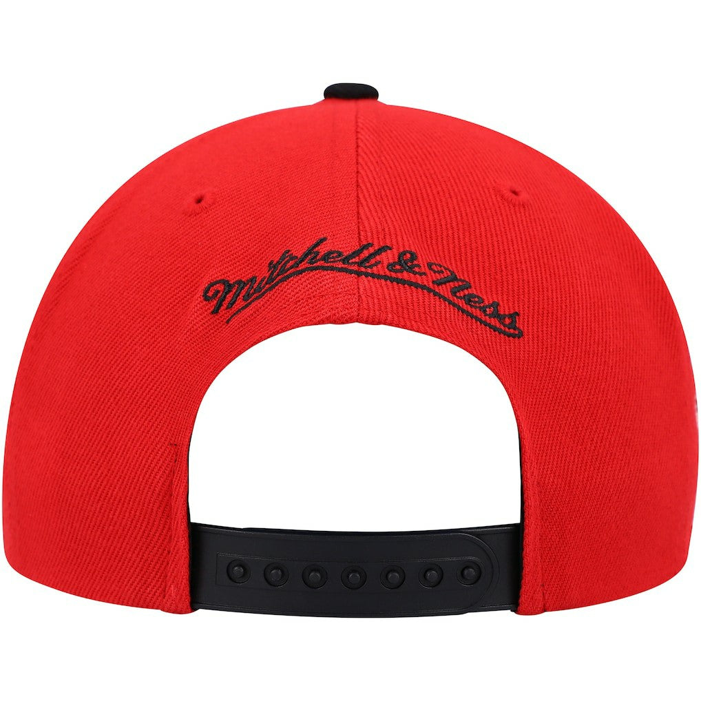 Chicago Bulls Side Core 2.0 Snapback Hat Red/Black