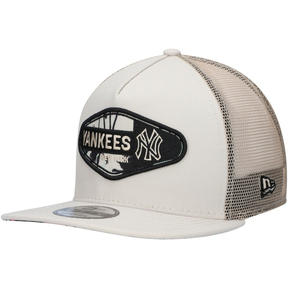 New York Yankees New Era Retro Beachin' Patch A-Frame Trucker 9FIFTY Snapback Hat - Natural Hats