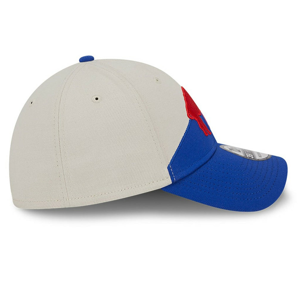 Buffalo Bills New Era 2023 Sideline Historic 39THIRTY Flex Hat Cream/Royal