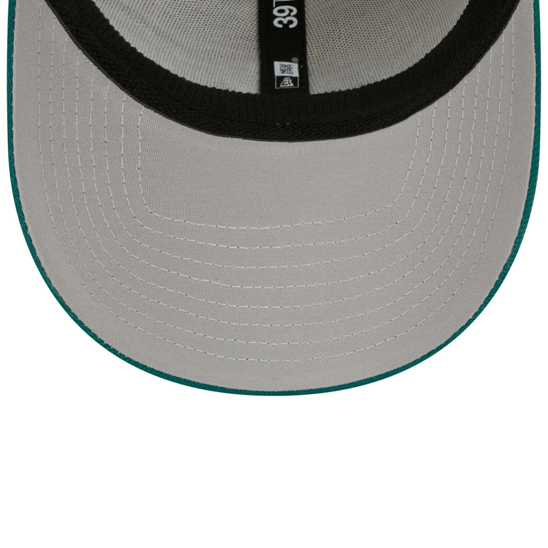 New York Jets New Era 2023 Sideline Historic 39THIRTY Flex Hat Cream/Kelly Green