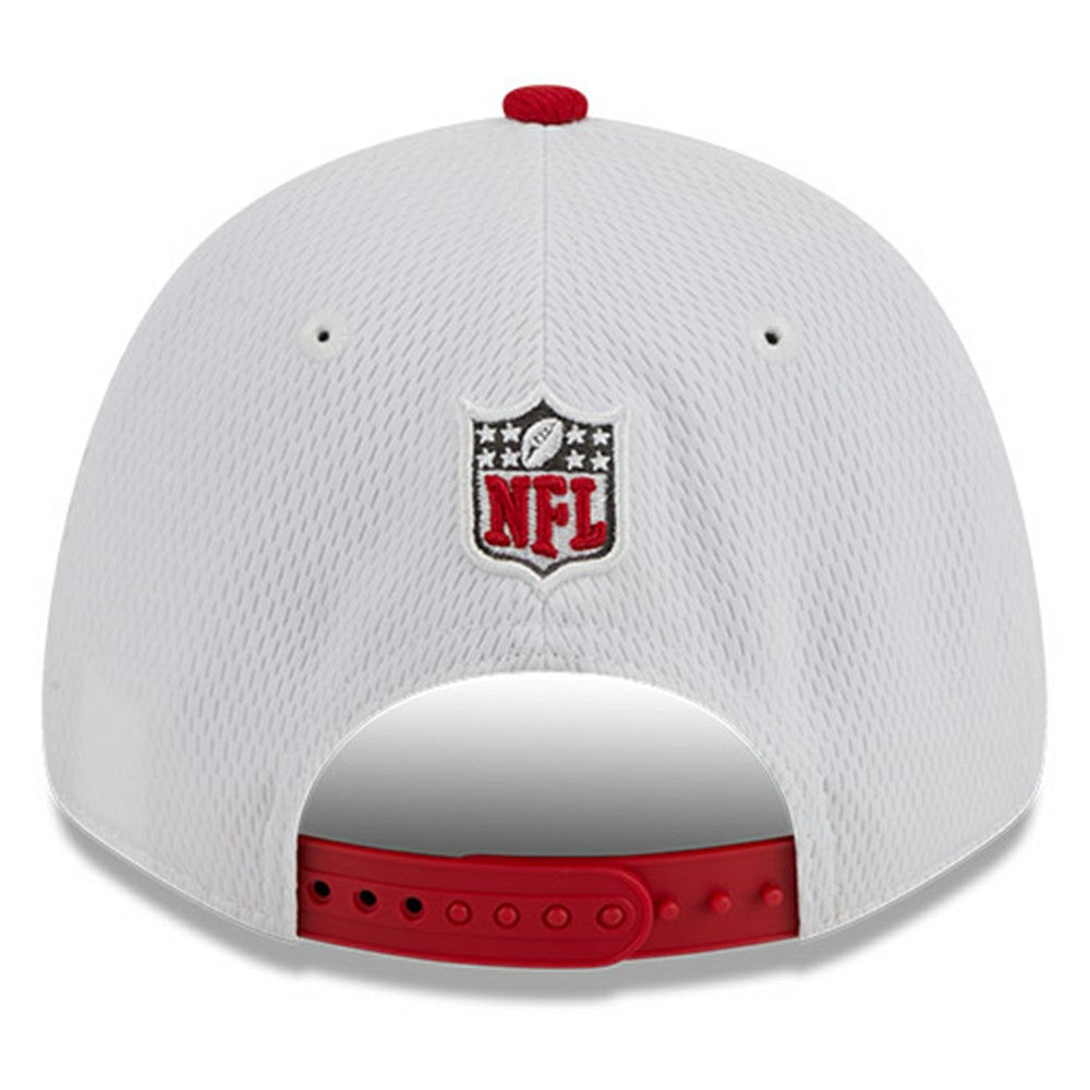 Tampa Bay Buccaneers New Era 2023 Sideline 9FORTY Adjustable Hat White/Red